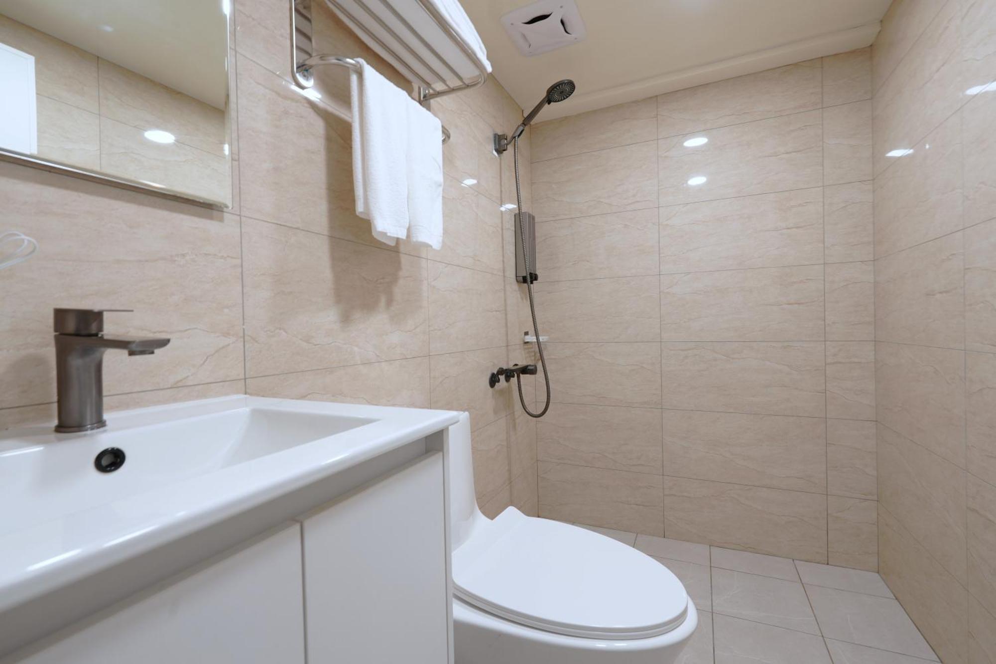 可青大飯店grand Ke-Cing Hotel Yilan Εξωτερικό φωτογραφία